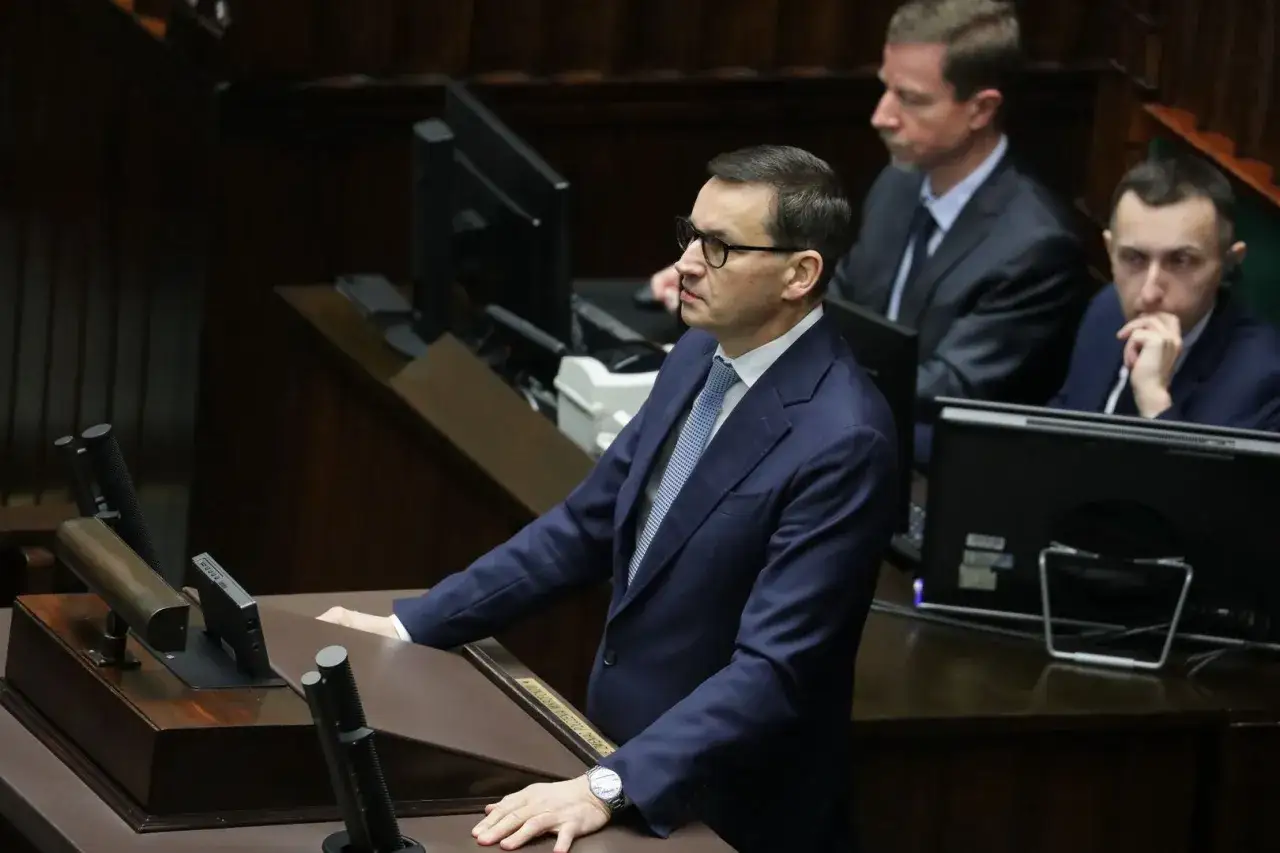 Zdjęcie Ile zarabia Mateusz Morawiecki? Zaskakujące fakty o jego wynagrodzeniu