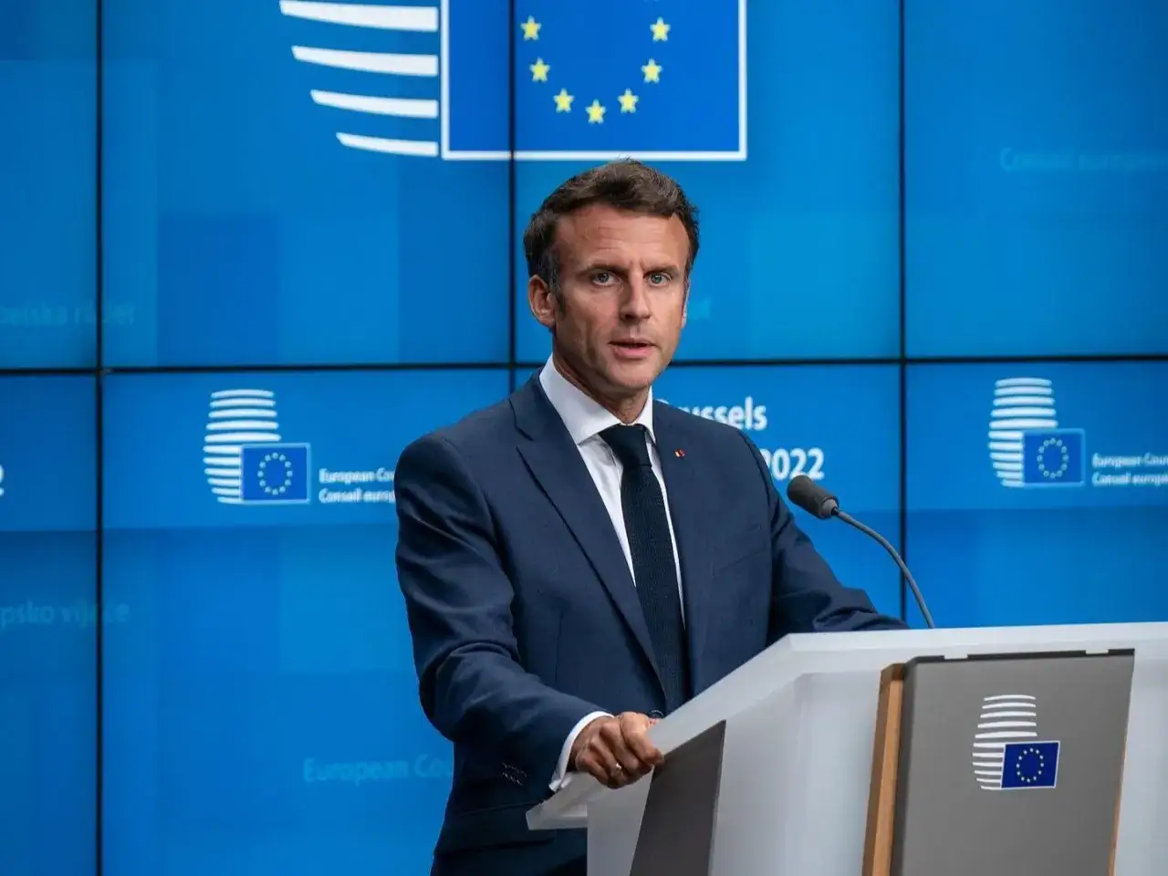 Zdjęcie Ile lat ma prezydent Francji? Zaskakujące fakty o Macronie