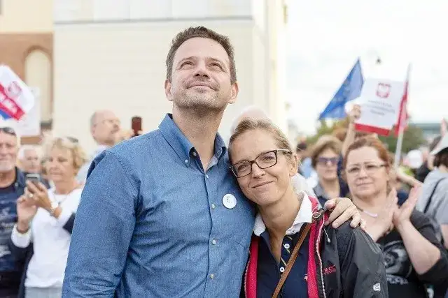 Zdjęcie Kim jest z zawodu żona Rafała Trzaskowskiego? Zaskakujące fakty o niej
