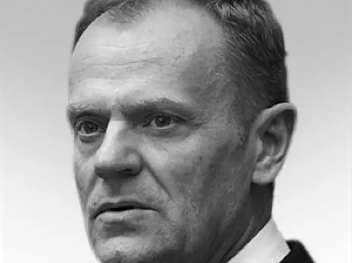 Zdjęcie Ile ma lat Donald Tusk? Zaskakujące fakty o jego wieku i życiu