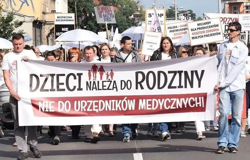 Zdjęcie Ustawa antyszczepionkowa: jakie konsekwencje dla Polaków?