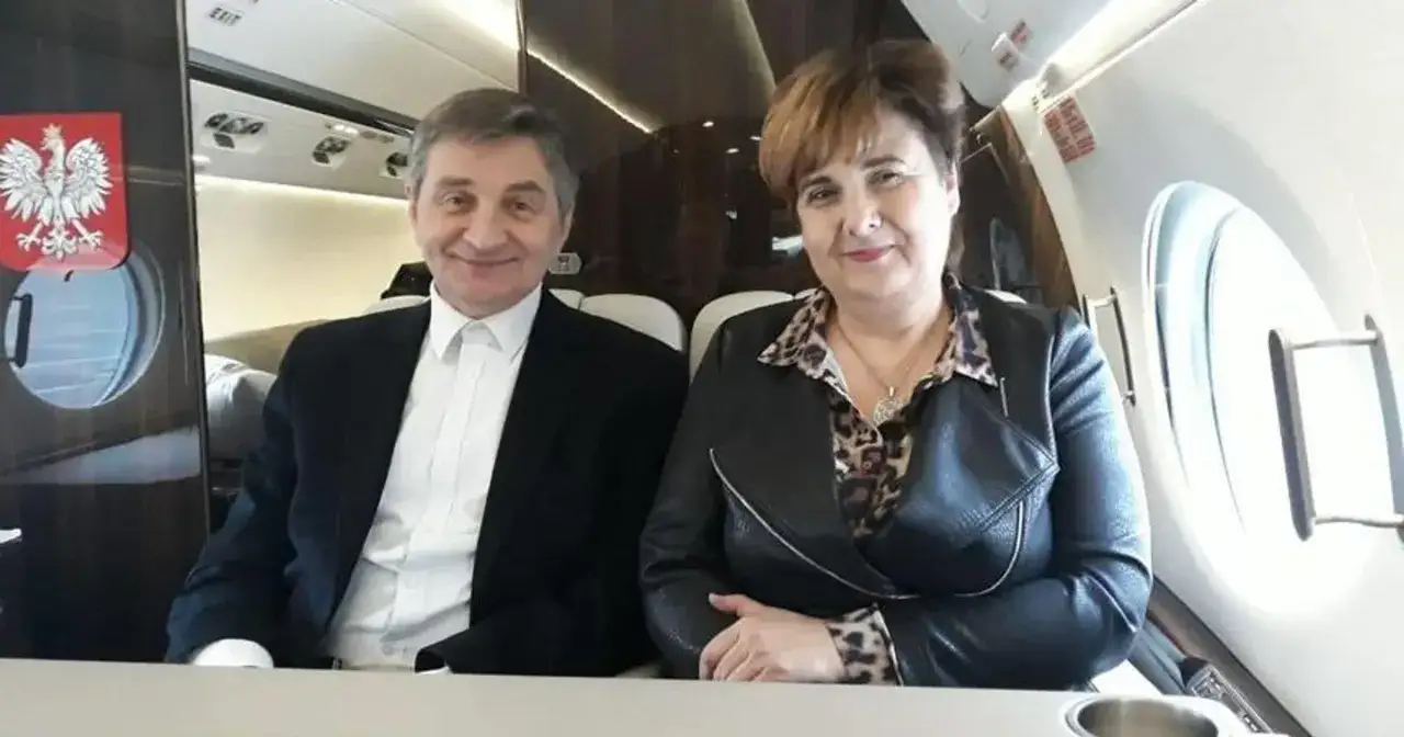 Para posłów PiS w luksusowym samolocie. Czy posłowie PiS będą musieli oddać pieniądze za prywatne loty służbowe?