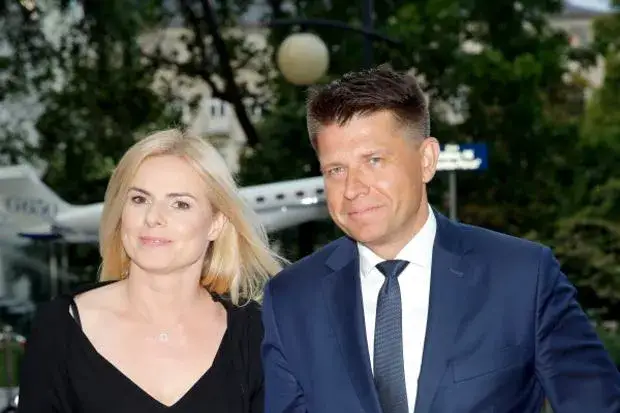 Zdjęcie Czy Ryszard Petru jest żonaty? Oto zaskakujące informacje o jego małżeństwie