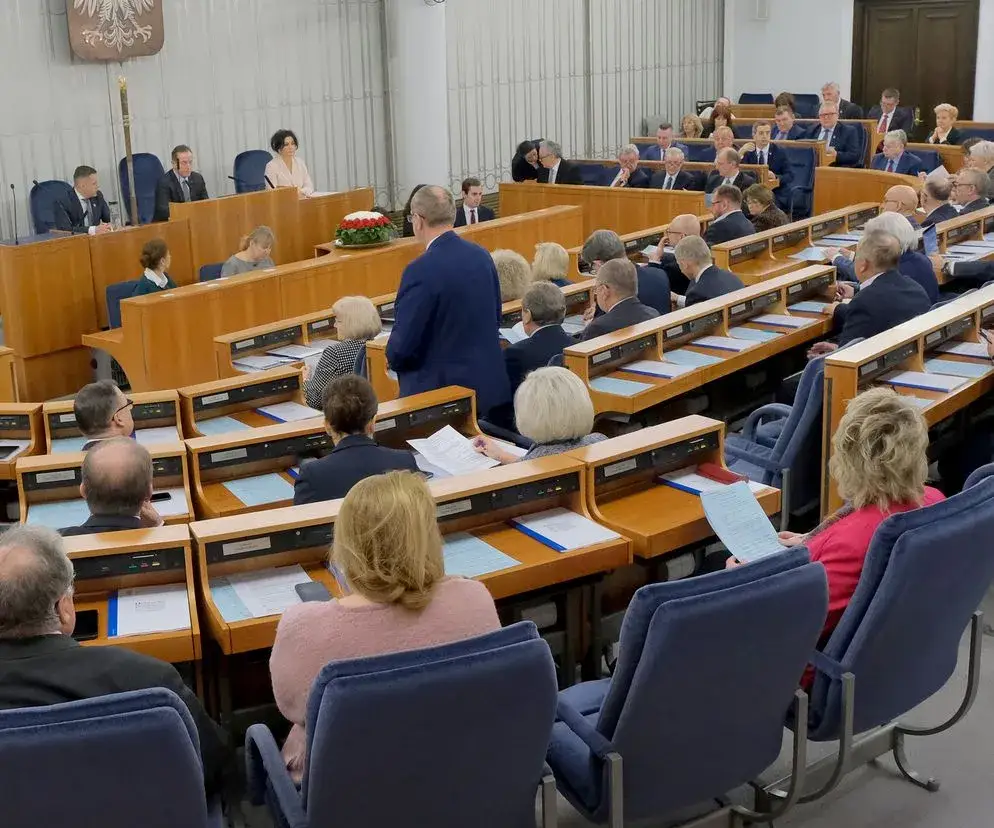 Zdjęcie Ile jest senatorów w senacie? Oto zaskakująca liczba, która Cię zaskoczy