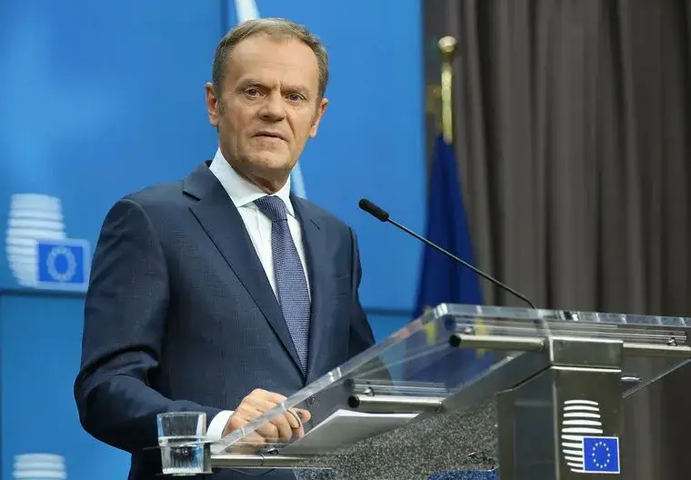 Zdjęcie Kiedy się urodził Donald Tusk? Odkryj ciekawostki o jego życiu